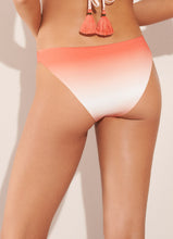 Załaduj obraz do przeglądarki galerii, Model Back: Maaji Bas Bottom Sunrise Flirt Rocks