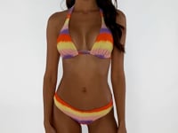 Załaduj i odtwarzaj film w przeglądarce Gallery, Video: Luli Fama Haut Top Full Miami Sunsets