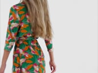 Załaduj i odtwarzaj film w przeglądarce Gallery, Video: Rio De Sol Chemise Green Bloom Chemise