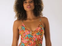 Załaduj i odtwarzaj film w przeglądarce Gallery, Video: Rio De Sol Une Pièce Tropics Hype