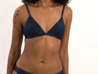 Załaduj i odtwarzaj film w przeglądarce Gallery, Video: Rio De Sol Bas Bottom Shimmer-Shark Essential-Comfy