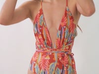 Załaduj i odtwarzaj film w przeglądarce Gallery, Video: Rio De Sol Une Pièce Sea-Bloom New Vegas