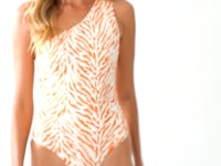 Załaduj i odtwarzaj film w przeglądarce Gallery, Video: Rio De Sol Une Pièce Sahari Sienna