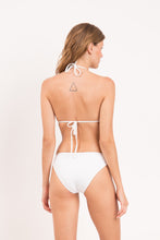 Załaduj obraz do przeglądarki galerii, Model Back: Rio De Sol Bas Bottom Bora-White Essential-Comfy