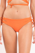 Załaduj obraz do przeglądarki galerii, Gallery: Rio De Sol Bas Bottom Dende Madrid