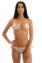 Załaduj obraz do przeglądarki galerii, Model Front: Rio De Sol Bas Bottom Essence Invisible