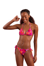 Załaduj obraz do przeglądarki galerii, Model Front: Rio De Sol Bas Bottom Flavors Cheeky-Tie