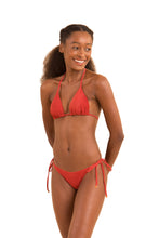 Załaduj obraz do przeglądarki galerii, Model Front: Rio De Sol Bas Bottom Malibu-Chili Cheeky-Tie