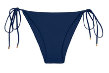 Załaduj obraz do przeglądarki galerii, Product Front: Rio De Sol Bas Bottom Navy Lacinho