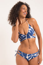 Załaduj obraz do przeglądarki galerii, Image 08: Rio De Sol Bas Bottom Pottery Madrid