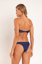 Załaduj obraz do przeglądarki galerii, Model Back: Rio De Sol Bas Bottom Touch-Marinho Essential
