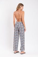 Załaduj obraz do przeglądarki galerii, Model Back: Rio De Sol Pantalon De Plage Ikat Wide Pants