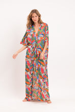 Załaduj obraz do przeglądarki galerii, Model Front: Rio De Sol Vêtement De Plage Jungle Long Dress