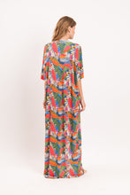 Załaduj obraz do przeglądarki galerii, Model Back: Rio De Sol Vêtement De Plage Jungle Long Dress