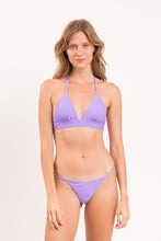Załaduj obraz do przeglądarki galerii, Model Front: Rio De Sol Ensemble Set Bora-Lavanda Tri-Cos Cheeky-Fixa