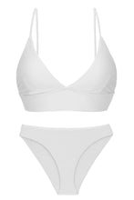 Załaduj obraz do przeglądarki galerii, Product Front: Rio De Sol Ensemble Set Cotele-Branco Tri-Tank Comfy