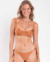 Załaduj obraz do przeglądarki galerii, Gallery: Rio De Sol Ensemble Set Nocciola Amelia Italy