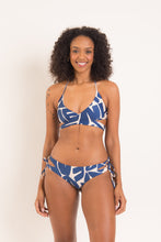 Załaduj obraz do przeglądarki galerii, Model Front: Rio De Sol Ensemble Set Pottery Kate Madrid