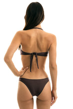 Załaduj obraz do przeglądarki galerii, Model Back: Rio De Sol Haut Top Meteorite Bandeau