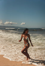 Załaduj obraz do przeglądarki galerii, Image 13: Rio De Sol Haut Top Pua-Valley Ana