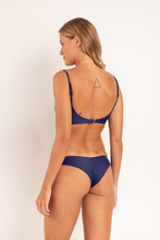 Załaduj obraz do przeglądarki galerii, Model Back: Rio De Sol Haut Top Touch-Marinho Paola
