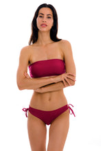 Załaduj obraz do przeglądarki galerii, Model Front: Rio De Sol Haut Top Uv-Desejo Bandeau-Reto