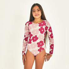 Załaduj obraz do przeglądarki galerii, Model Front: Uv Line Une Pièce Fille Swimsuit Flores Upf50+