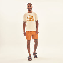 Załaduj obraz do przeglądarki galerii, Model Front: Uv Line Fitness Haut T-Shirt Solar Off White Upf50+