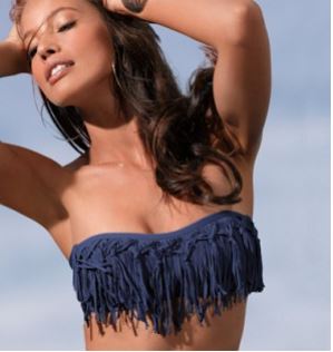Les maillots de bain à franges, c'est tendance!
