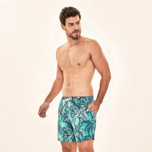 Załaduj obraz do przeglądarki galerii, Image 02: Uv Line Short De Bain Short Acqua Coqueiros Turquesa Upf50+

