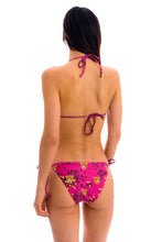 Załaduj obraz do przeglądarki galerii, Model Back: Rio De Sol Bas Bottom Roar-Pink Ibiza-Comfy
