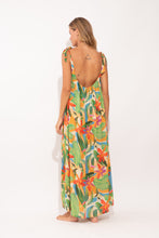 Załaduj obraz do przeglądarki galerii, Tropical Long Dress Chiara
