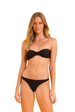 Załaduj obraz do przeglądarki galerii, Image 04: Rio De Sol Ensemble Set Bora-Black Bandeau-Joy Leblon
