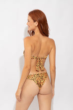 Załaduj obraz do przeglądarki galerii, Model Back: Rio De Sol Haut Top Yellow-Feline Mavi
