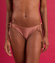 Załaduj obraz do przeglądarki galerii, Image 09: Rio De Sol Bas Bottom Shimmer-Copper Ibiza-Comfy
