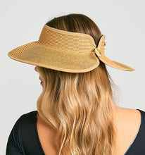 Załaduj obraz do przeglądarki galerii, Model Back: Uv Line Visière Visor Siena Imp Fem Wheat Upf50+
