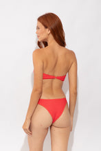 Załaduj obraz do przeglądarki galerii, Model Back: Rio De Sol Bas Bottom Cali-Flamingo Leblon

