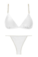 Załaduj obraz do przeglądarki galerii, Product Front: Rio De Sol Ensemble Set Shimmer-White Tri-Fixo California

