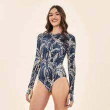 Załaduj obraz do przeglądarki galerii, Image 02: Uv Line Une Pièce Swimsuit Macae Coconut Palms Navy Blue Upf50+

