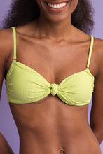 Załaduj obraz do przeglądarki galerii, Image 10: Rio De Sol Ensemble Set Bora-Citrus Bandeau-Joy Leblon-Fio
