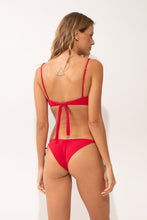 Załaduj obraz do przeglądarki galerii, Model Back: Rio De Sol Bas Bottom Malibu-Malagueta Cheeky-Tie
