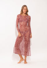 Załaduj obraz do przeglądarki galerii, Model Front: Rio De Sol Vêtement De Plage Dune Dress Lucy

