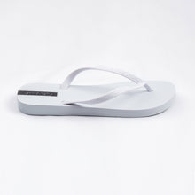 Załaduj obraz do przeglądarki galerii, Image 03: Rio De Sol Tongs White Slim
