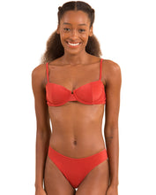 Załaduj obraz do przeglądarki galerii, Gallery: Rio De Sol Ensemble Set Malibu-Chili Balconet Ciao
