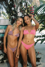 Załaduj obraz do przeglądarki galerii, Image 03: Maaji Haut Top Aster Emma Sublimity Pink
