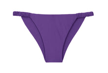 Załaduj obraz do przeglądarki galerii, Product Front: Rio De Sol Bas Bottom Amuleto Cheeky-Crispy
