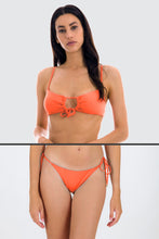 Załaduj obraz do przeglądarki galerii, Model Front: Rio De Sol Ensemble Set Light-Peach Mila Ibiza
