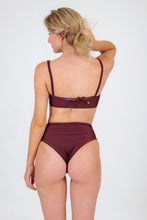 Załaduj obraz do przeglądarki galerii, Model Back: Rio De Sol Haut Top Barolo Bandeau-Reto

