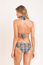 Załaduj obraz do przeglądarki galerii, Model Back: Rio De Sol Bas Bottom Ikat Mel-Comfy
