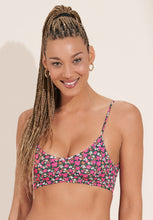 Załaduj obraz do przeglądarki galerii, Model Front: Maaji Haut Top Blossom Praia Sublimity
